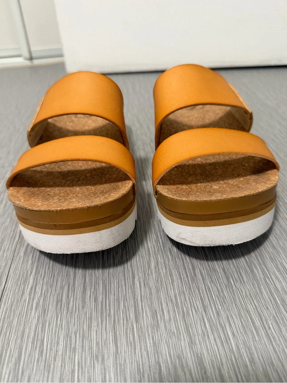 Reef Cushion Vista Hi Platform Slide Sandals Tan Cork Women’s 7 - Picture 2 of 9